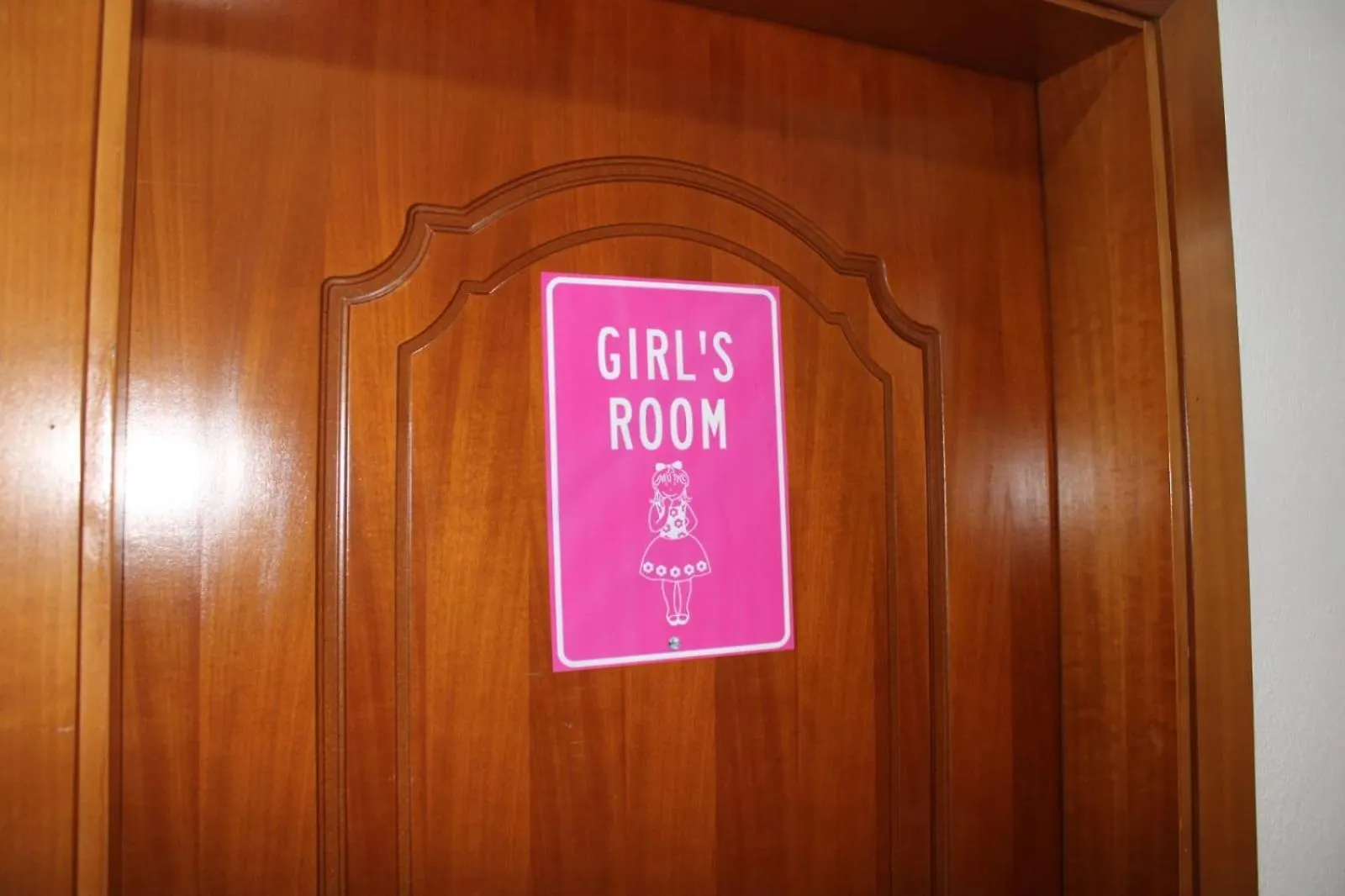 Crew Hostel Tirana